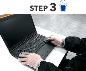 PCのデータ消去を再確認するブックオフ公式写真